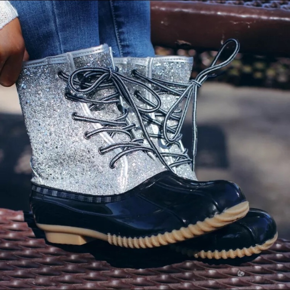 XSOLDX Glitter Duck Boots - Picture 11 of 12